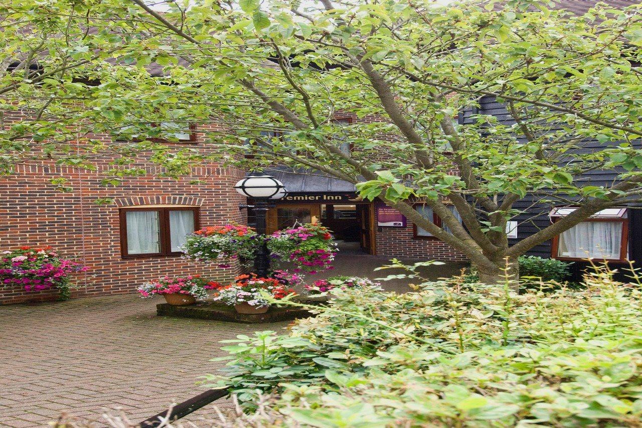 Premier Inn Tonbridge Buitenkant foto