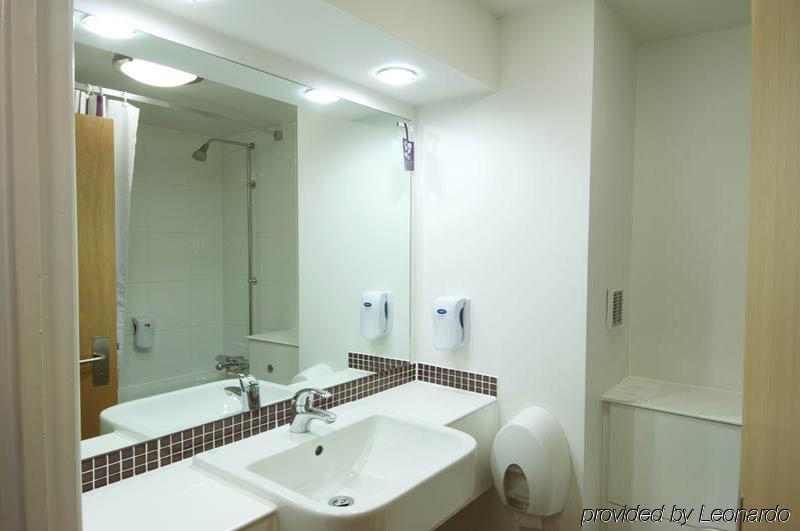Premier Inn Tonbridge Buitenkant foto