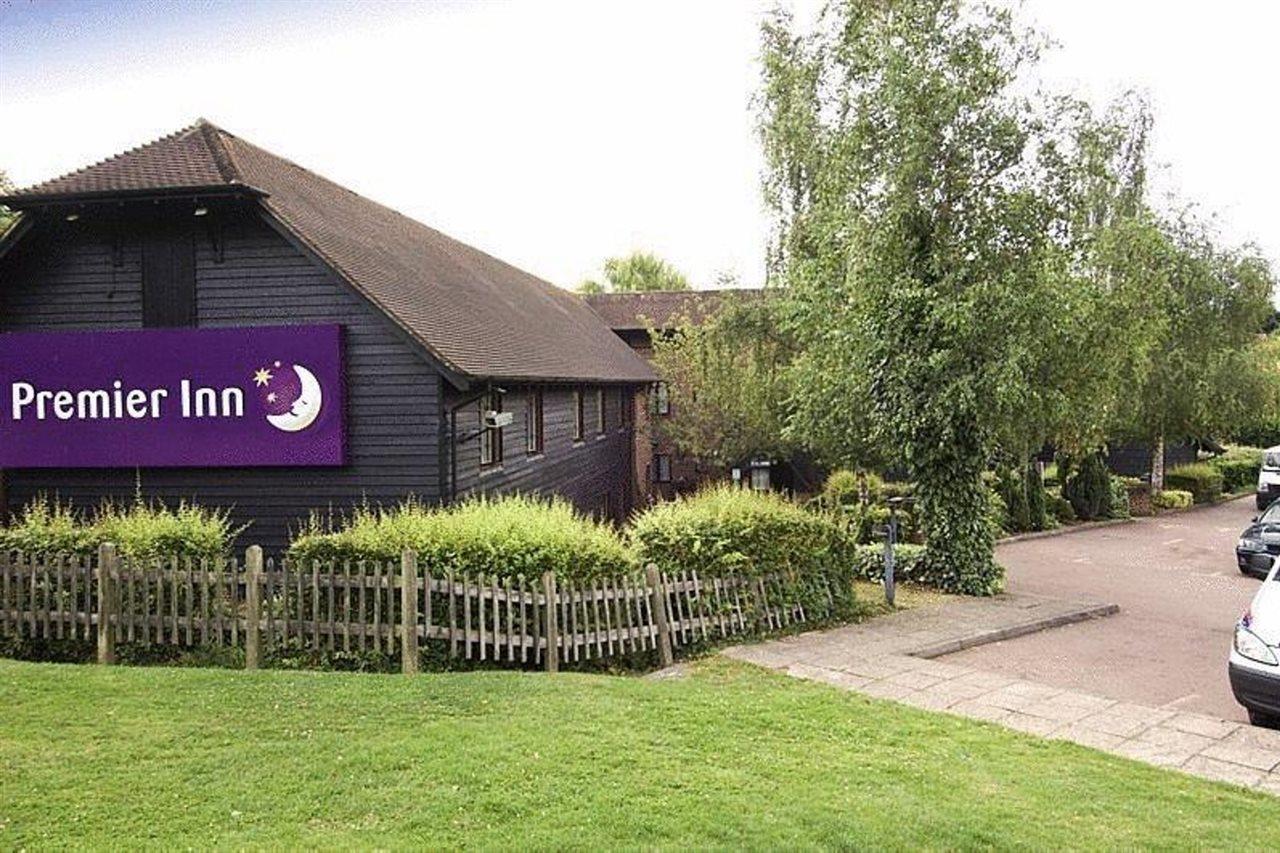 Premier Inn Tonbridge Buitenkant foto