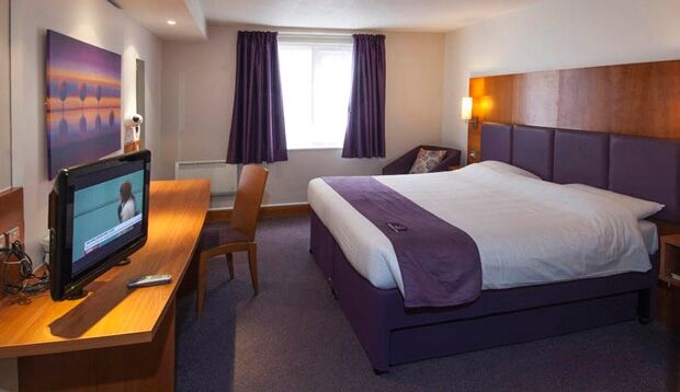 Premier Inn Tonbridge Buitenkant foto
